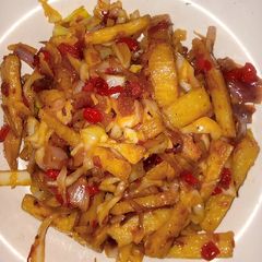 A picture of Yam with cabbage.