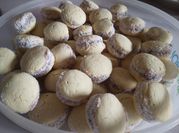 Una foto de alfajores de harina de trigo