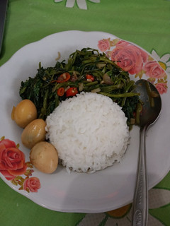 Foto resep Tumis Kangkung Telur Puyuh