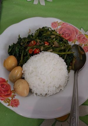 Foto resep Tumis Kangkung Telur Puyuh