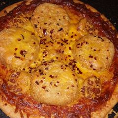 A picture of My pepperoni fish cake pizza.