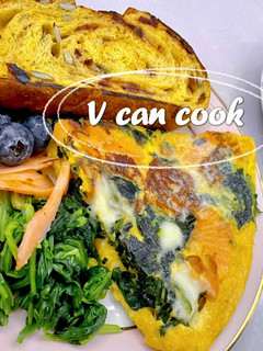 芝士菠菜煙三文魚奄列 Cheesy Spinach smoked salmon omelette 的食譜成品照片