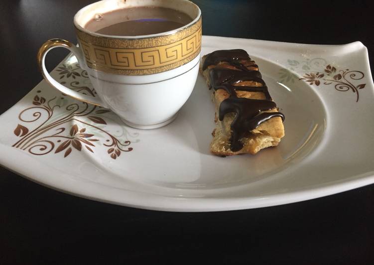 Recipe of Favorite Cocoa drink served with pie