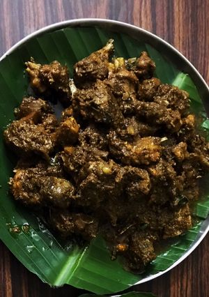 A picture of Nadan Chicken Perattu.