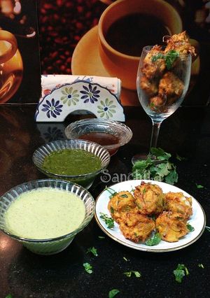 A picture of Jackfruit Fritters /Kathal ke pakode.