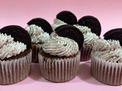 Una foto de cupcakes de oreo