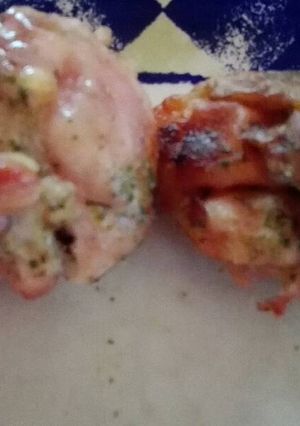 Una foto de Pata de pollo rellena