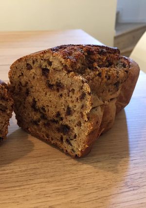 Une photo de Cake healthy à la farine d'épeautre, poudre d'amande et pépites de chocolat