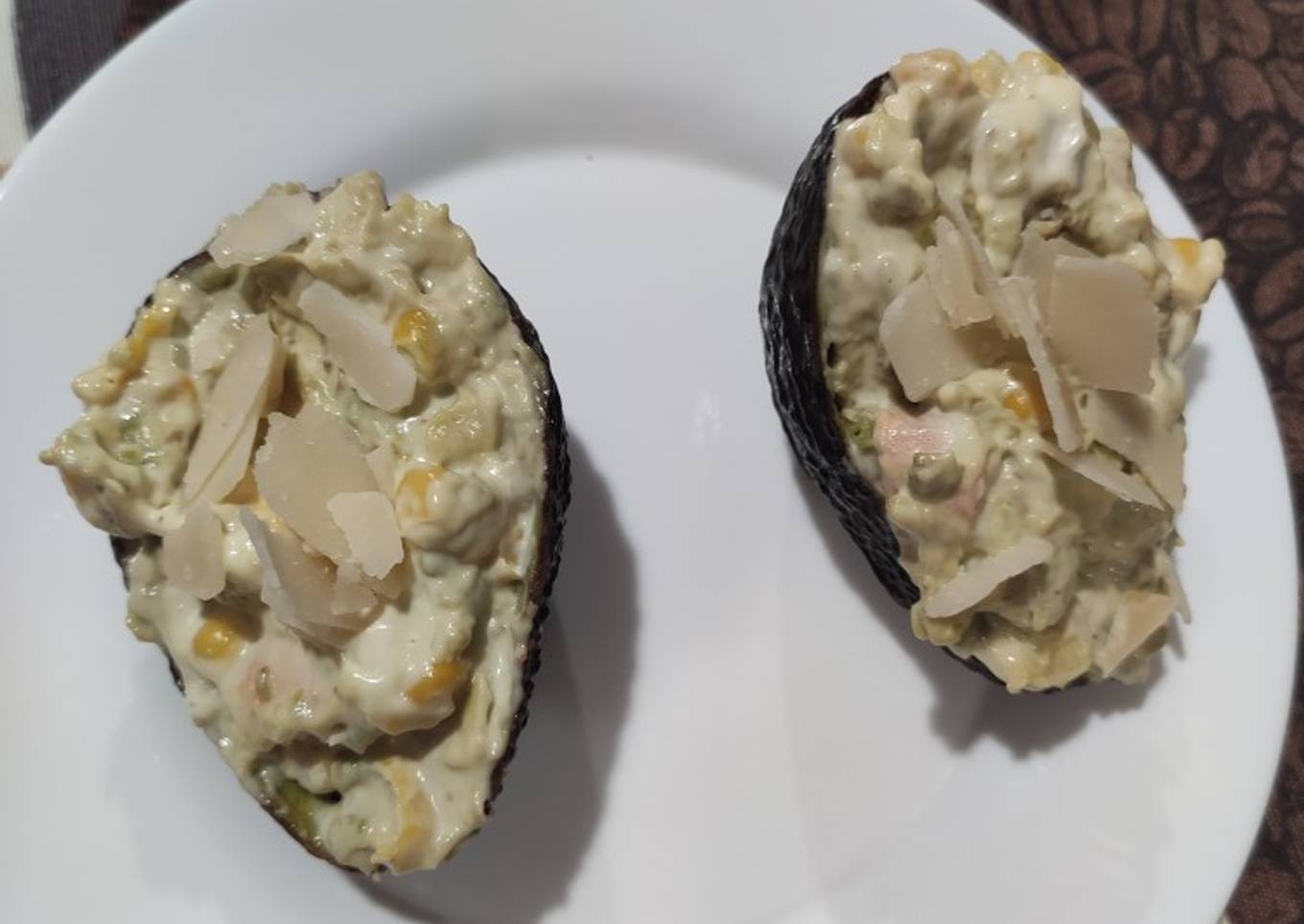 Aguacates rellenos