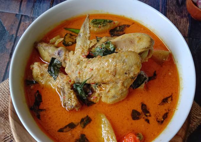 Gulai Ayam Kemangi