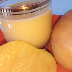 A picture of Mango juice.
