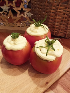 Una foto de Tomates rellenos