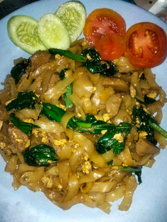 Foto resep Kwetiaw goreng telur bakso