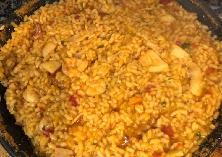 Paella de marisco