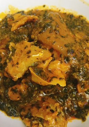 A picture of Bitterleaf soup.