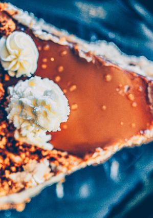 A picture of Biscoff cheesecake.