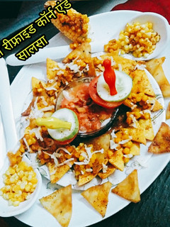 नाचोस फ्राइड कॉर्न एंड सालसा (Nachos fried corn and salsa recipe in hindi) रेसिपी मुख्य फोटो