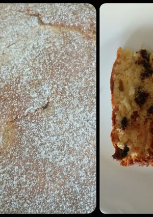 A picture of Pear and chocolate chip cake 🍐.