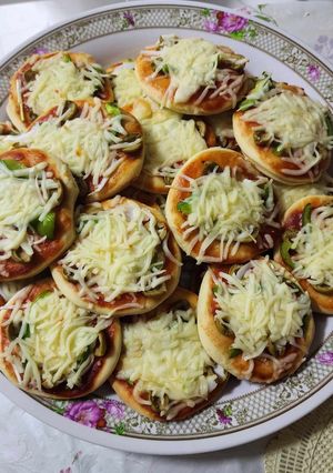 A picture of My homemade mini Pizza 🍕.