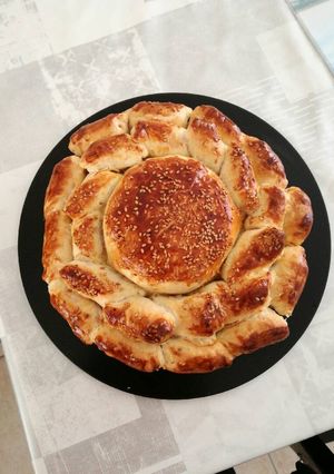 Une photo de Feuilleté camembert et knackis