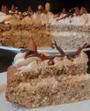 Torta integral de frutos secos, rellena de mousse de dulce de leche