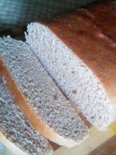 A picture of Atta brown bread.