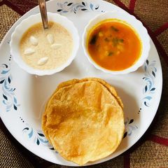 Aloo Tamatar Jhol A picture of Aloo Tamatar Jhol.