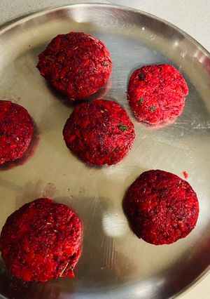 A picture of Beetroot kebab.
