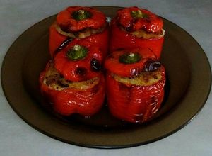 Foto principal de Pimientos rojos rellenos 🍴