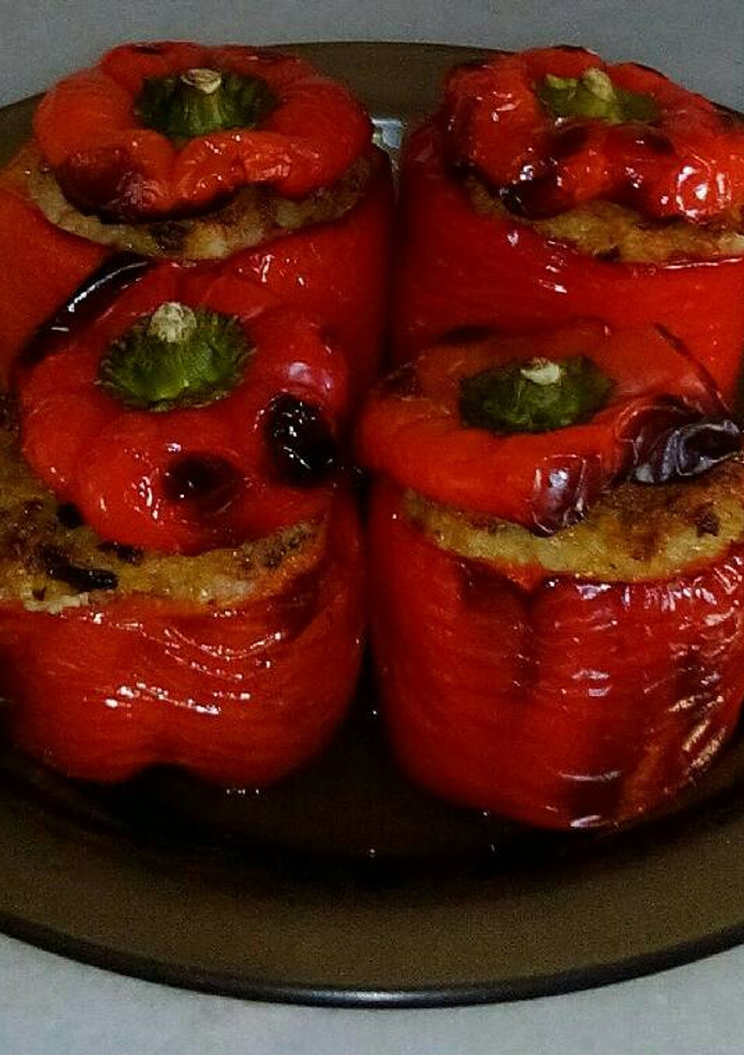 Una foto de Pimientos rojos rellenos 🍴