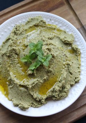 A picture of Lemon & Mint Fava Bean Dip.