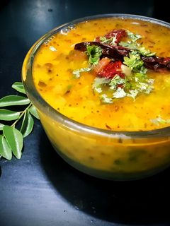 डाळ तडका (daal tadka recipe in marathi) रेसिपी चे मुख्य फोटो