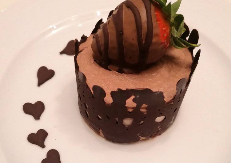Recetta di Premiato Mousse cioccolato e fragola