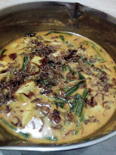 Foto resep Sayur kacang panjang + Tahu kuah santan sederhana.