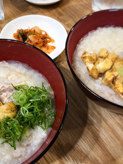 Gambar Chinese Chicken Congee for Breakfast
