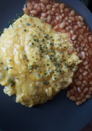 A picture of Cheese and Potato Pie.