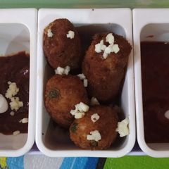 A picture of Cheesy Veg Nuggets.