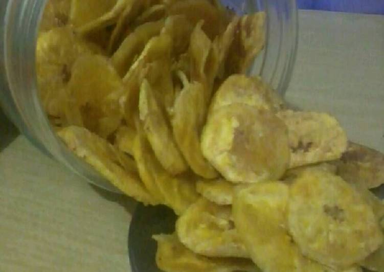 Resep Kripik pisang asin gurih | Cara Bikin Kripik pisang asin gurih Yang Sedap