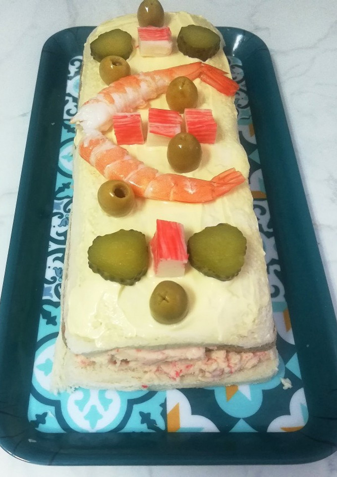Una foto de Pastel Sándwich de Langostinos 🦐 y Palito de Cangrejo 🦀