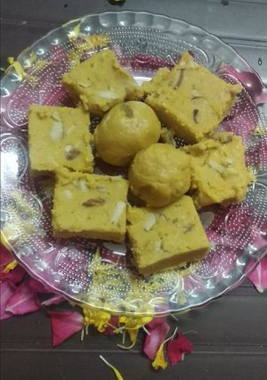 મગસ (Magas Recipe In Gujarati) રેસીપી મુખ્ય ફોટો