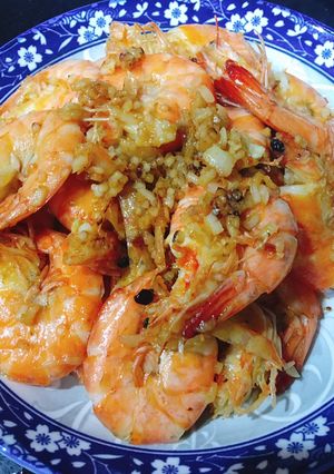 Hình của món Tôm chiên bơ tỏi.