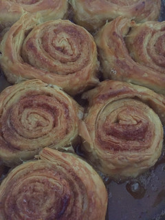 A picture of Ground ginger and cinnamon rolls.