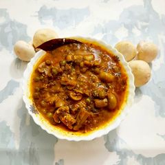 A picture of Matar Mashroom.