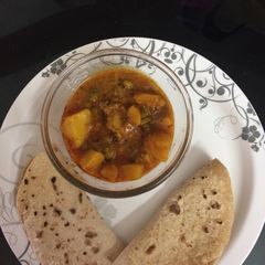 Aloo mattar A picture of Aloo mattar.