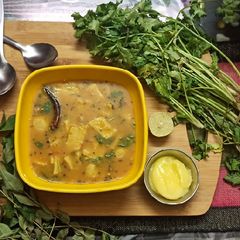 A picture of Dal dhokli.