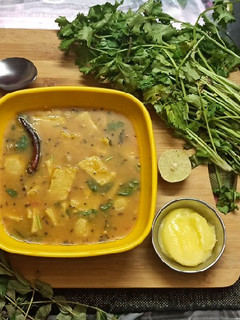 A picture of Dal dhokli.