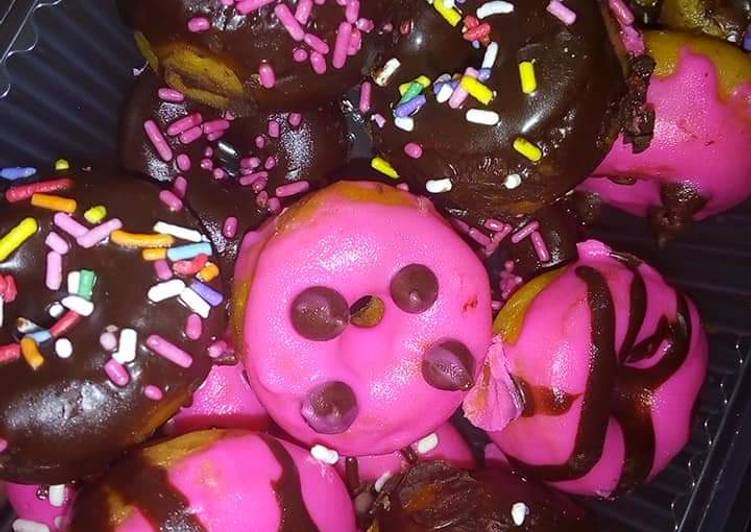 Mini donut topping coklat