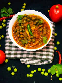 हरे मटर की सब्जी (hare matar ki sabzi recipe in Hindi) रेसिपी मुख्य फोटो