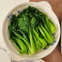 รูปของ Pok coy rebus ala healthy resto
