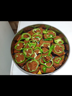 صورة لوصفة مصقعة الباذنجان واللحم المفروم بالطماطم 🍅🍆